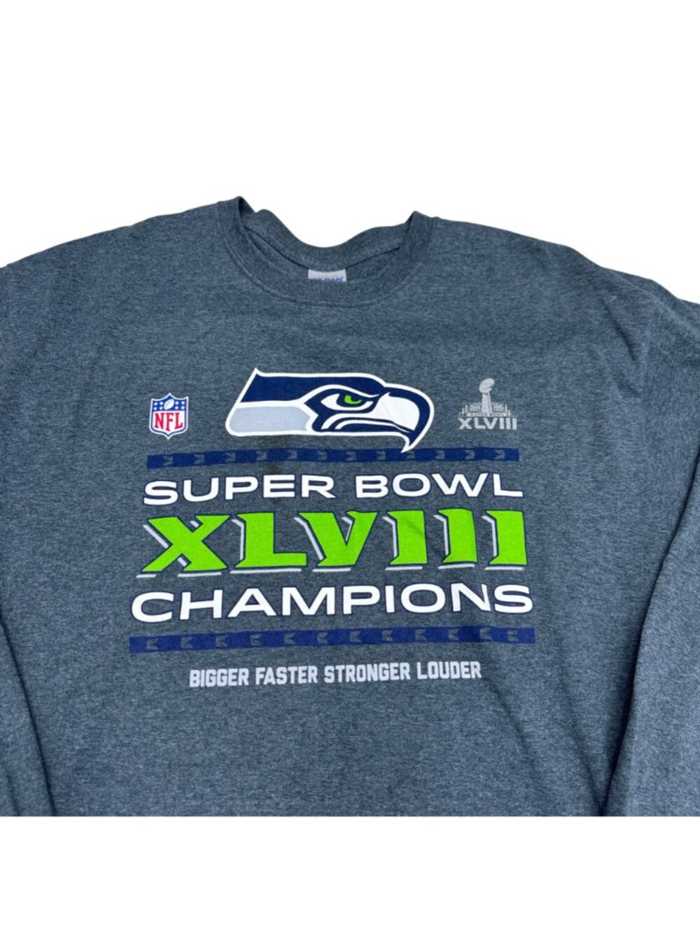 NFL Team Apparel Seattle Seahawks Super Bowl XLVIII Champions XL LS T-Shirt - Picture 3 of 7